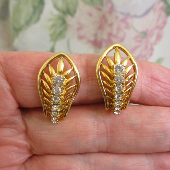 ESTATE STYLE Rhinestone Gold Brooch Earrings Set ~ VINTAGE Gold Plate Rhinestone - Picture 12 of 15